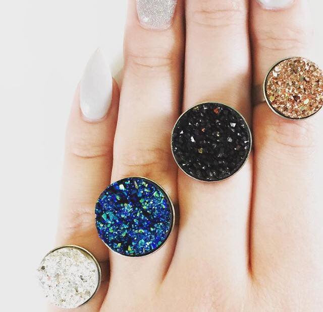 STATEMENT RINGS