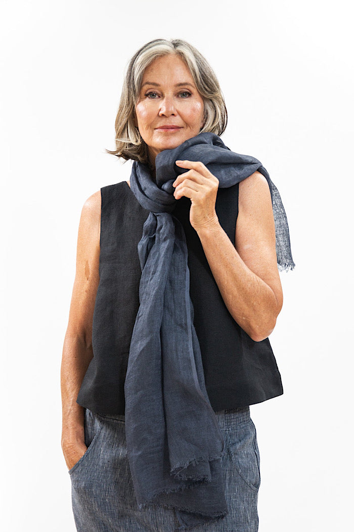 LINEN GAUZE SCARF - NAVY