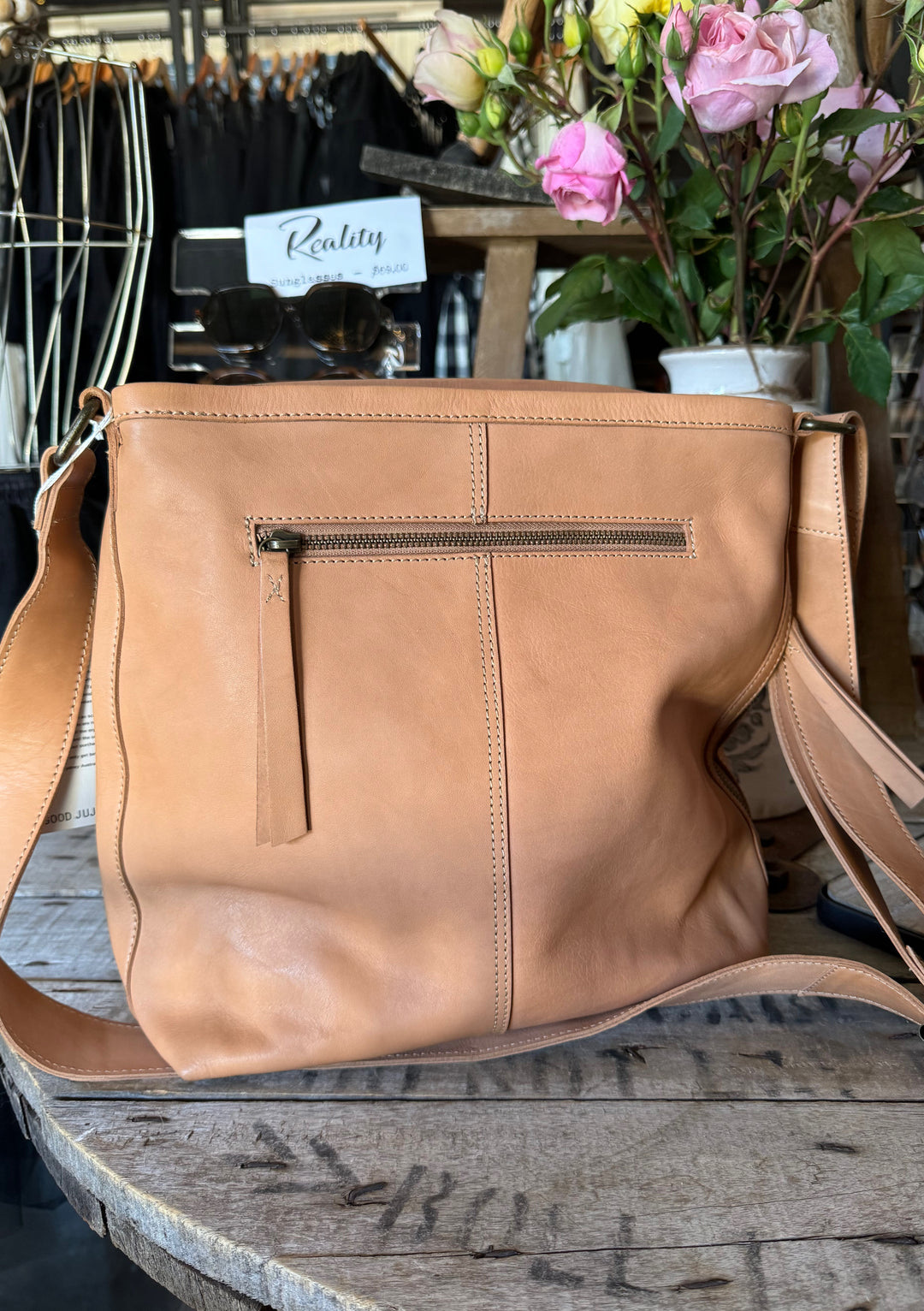 JUJU CLASSIC SLOUCHY BAG - TAN