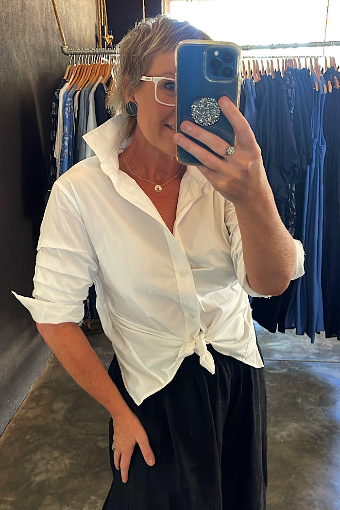 TUCK SLEEVE SHIRT WHITE - RAISED BACK