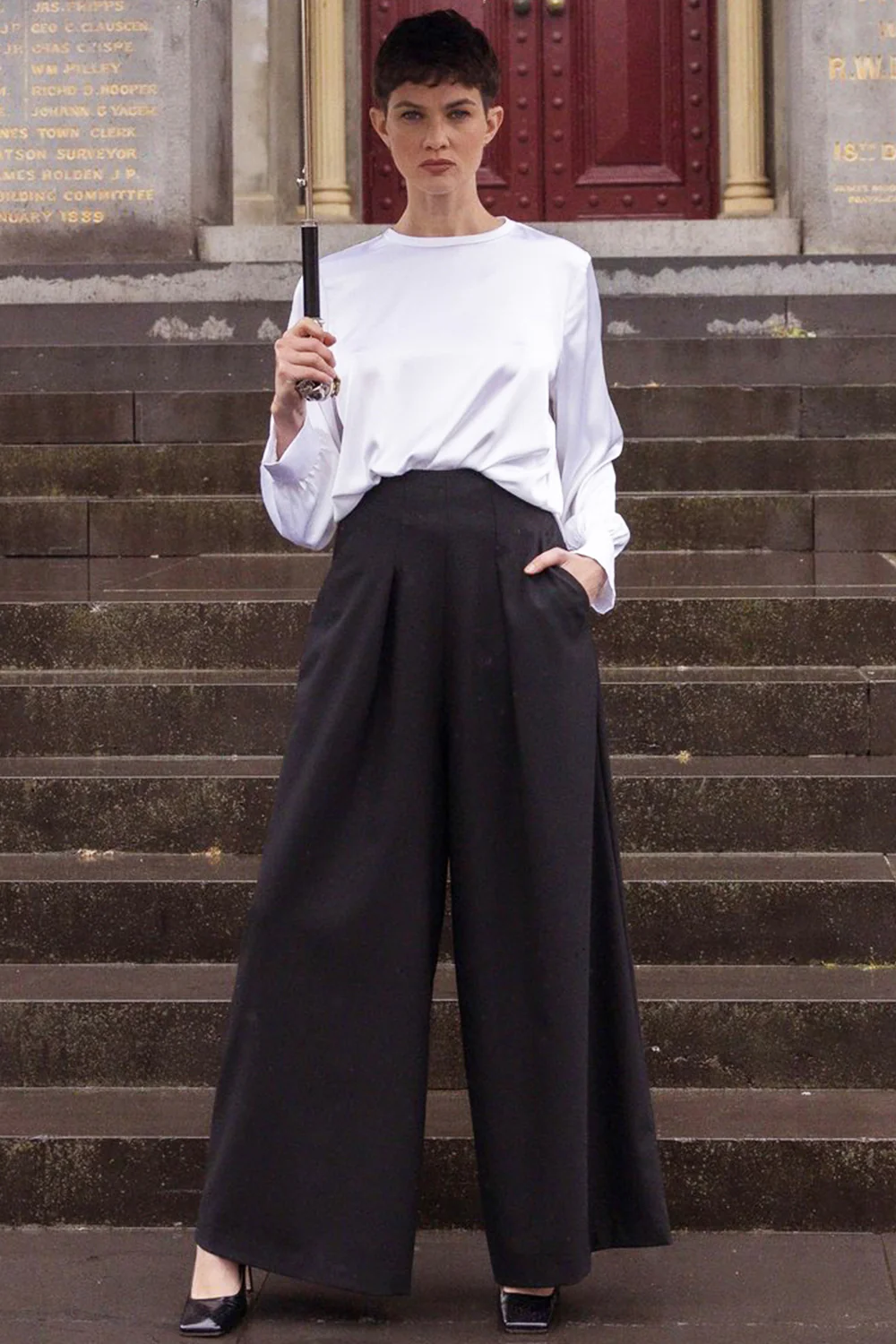 PLATS PANT - BLACK