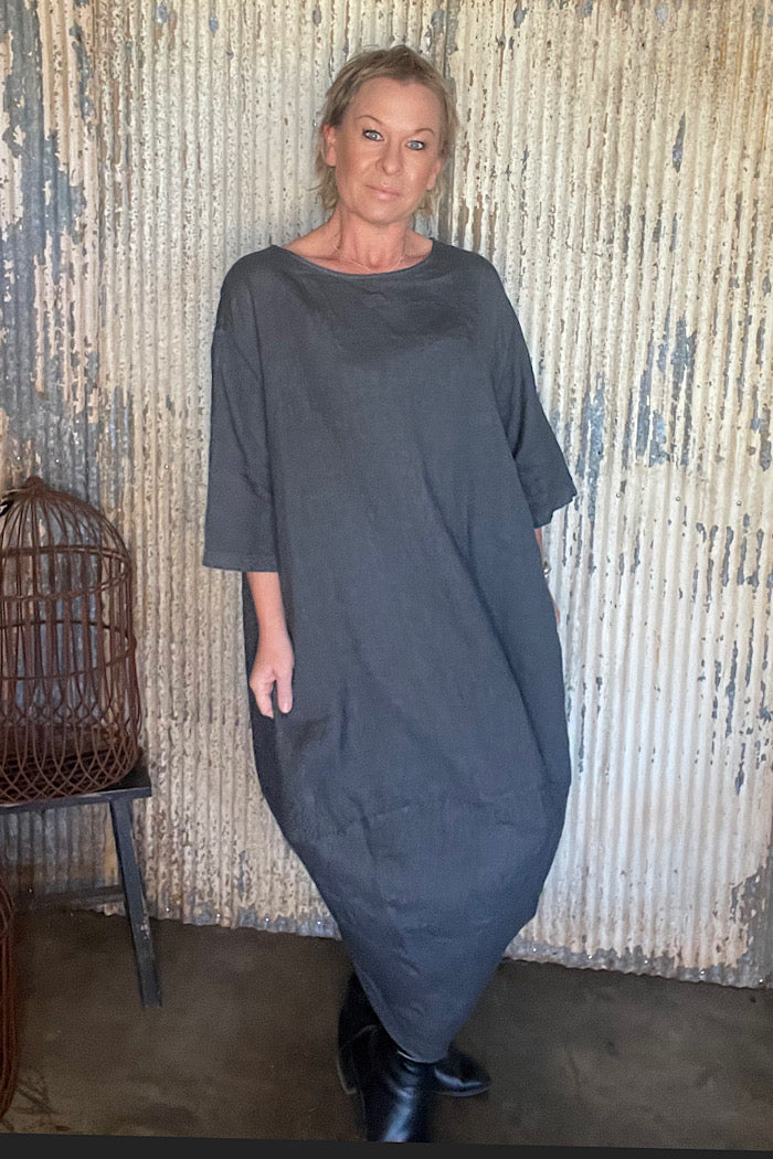 ITALIAN LINEN SCALLOPED EDGE DRESS - PETROL