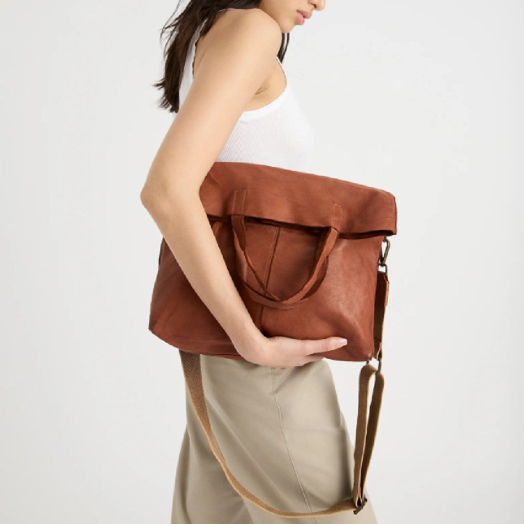 JUJU FOLDOVER TOTE - COGNAC