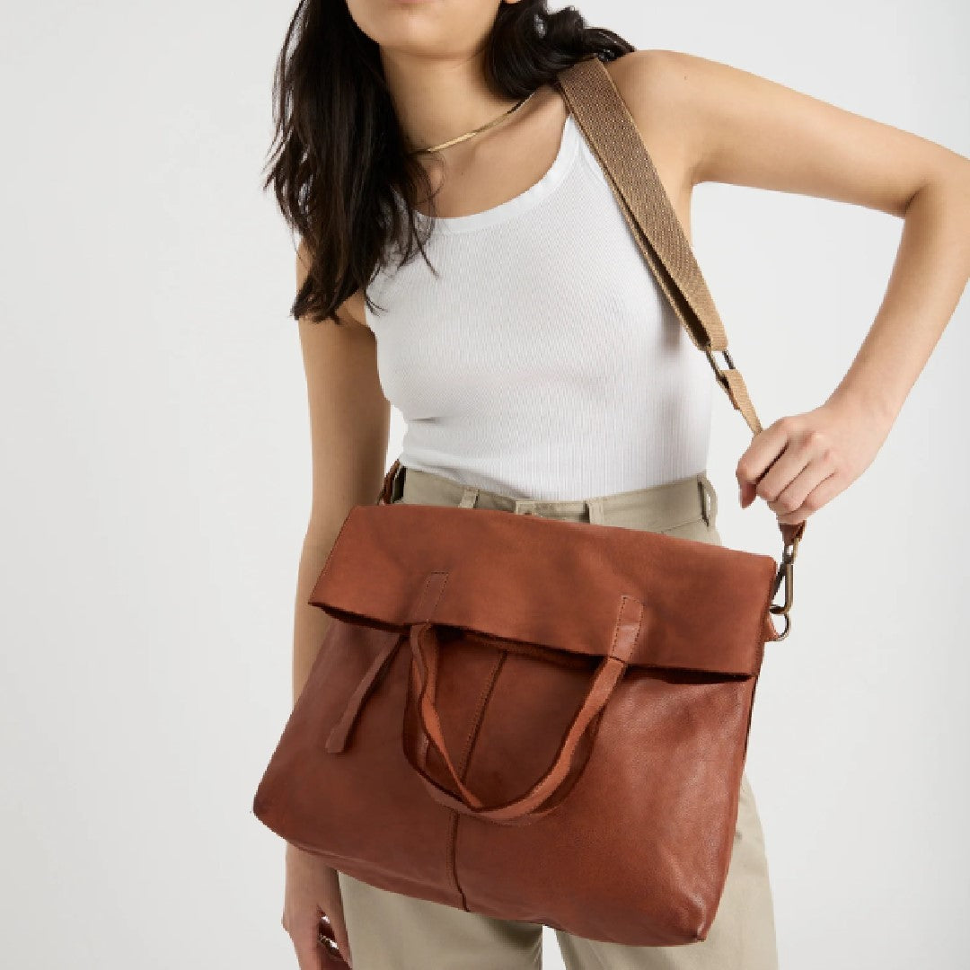 JUJU FOLDOVER TOTE - COGNAC