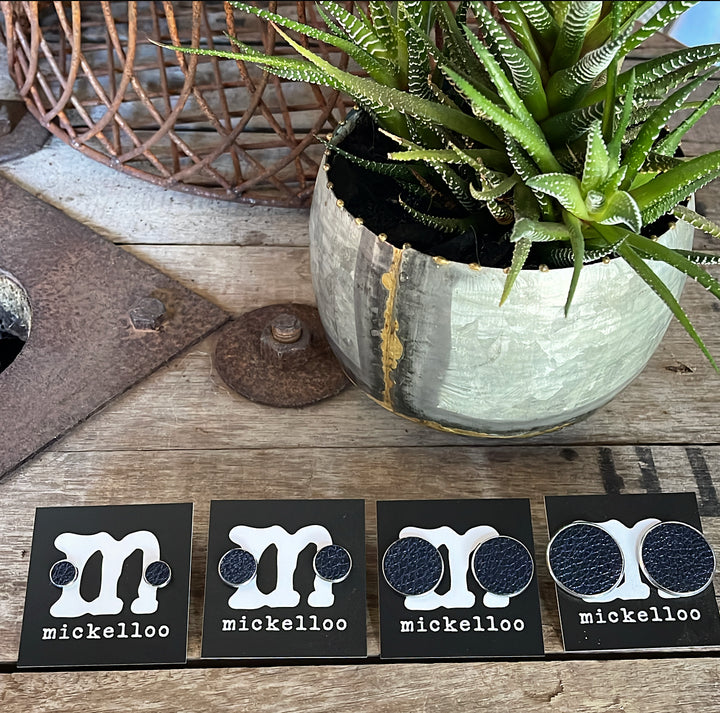 TEXTURED NAVY STUD EARRINGS