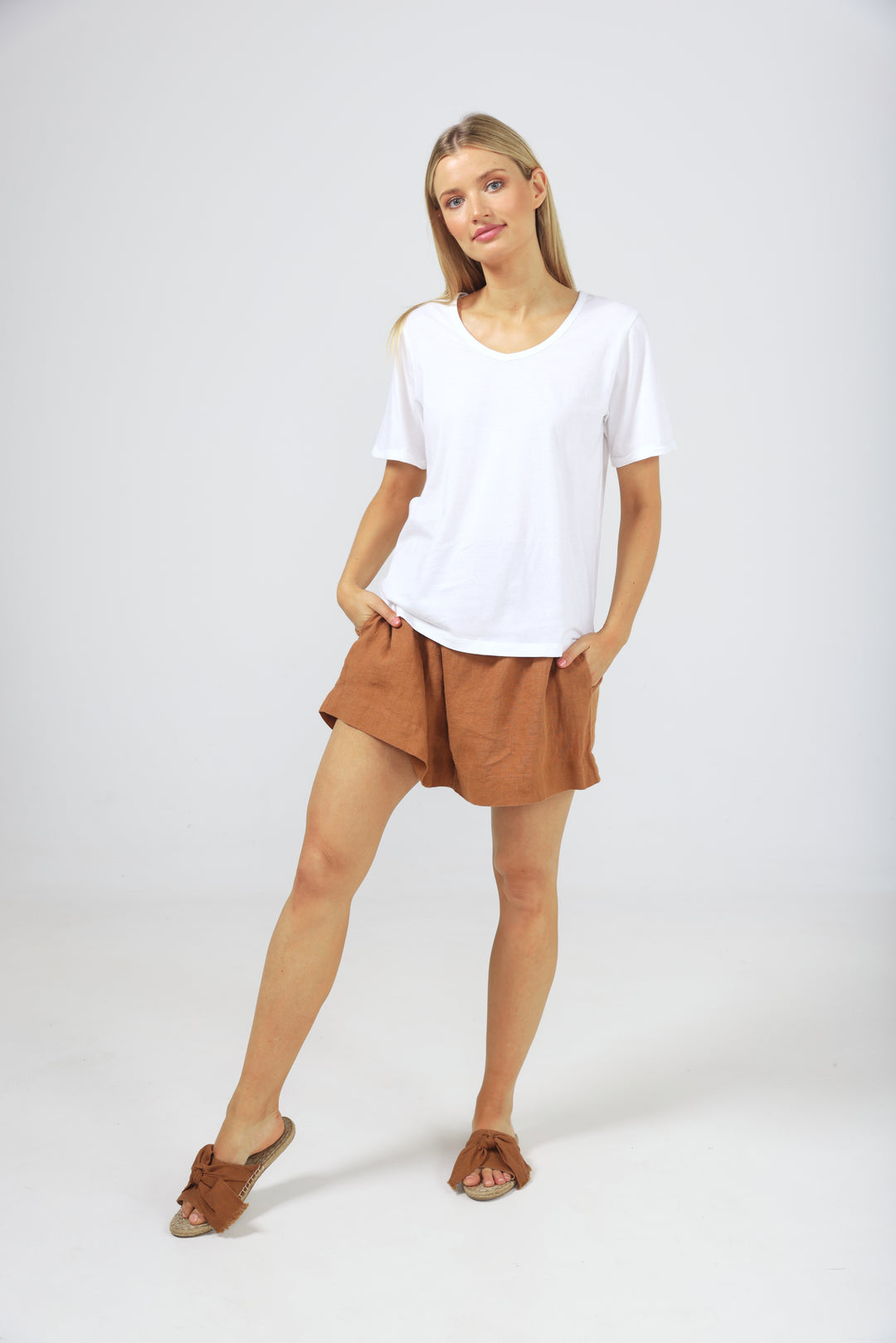 KASAI SHORT SLEEVED TEE - WHITE - FINAL CLEARANCE