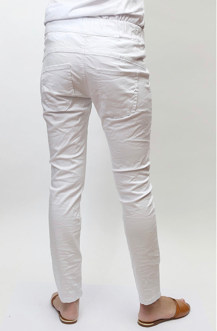 ACTIVE YOGA JOGGER PANT - WHITE