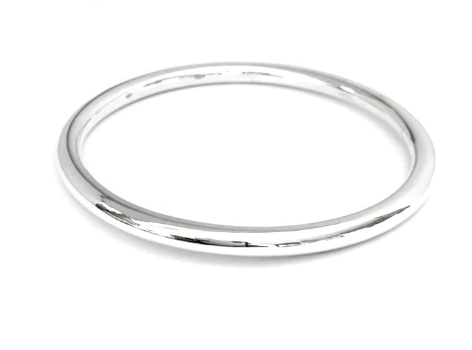 CLASSIC ROUND SILVER BANGLE