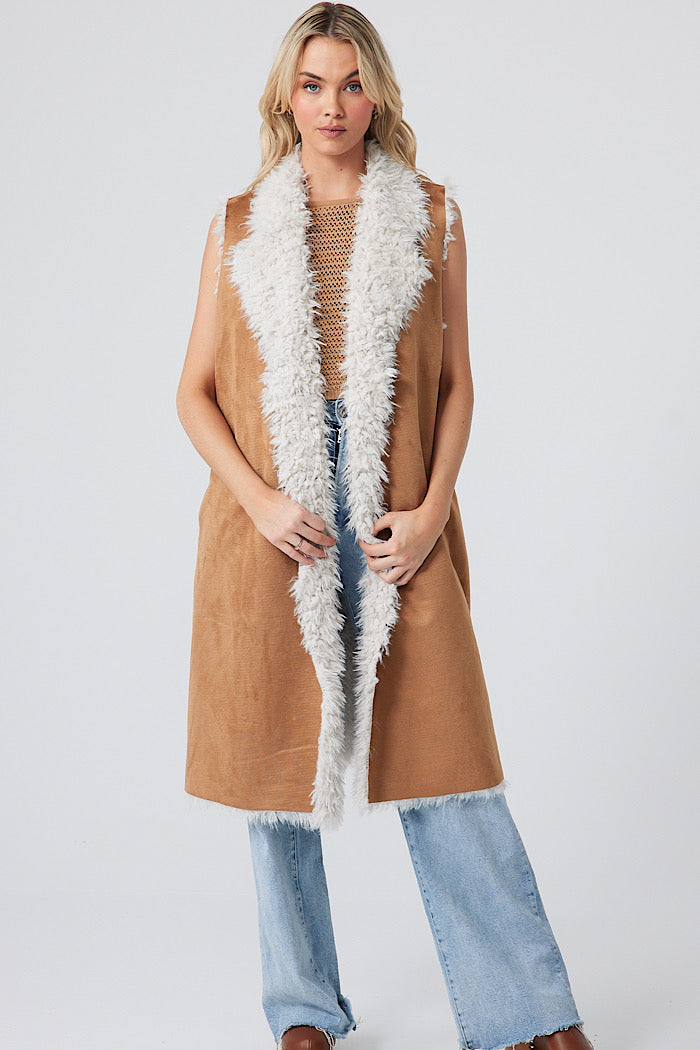 WANDERER LONG VEST - TAN