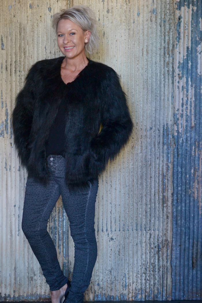 FAUX FUR JACKET - BLACK - FINAL CLEARANCE