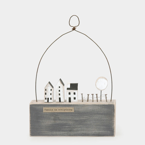 RUSTIC WOOD & WIRE SCENES